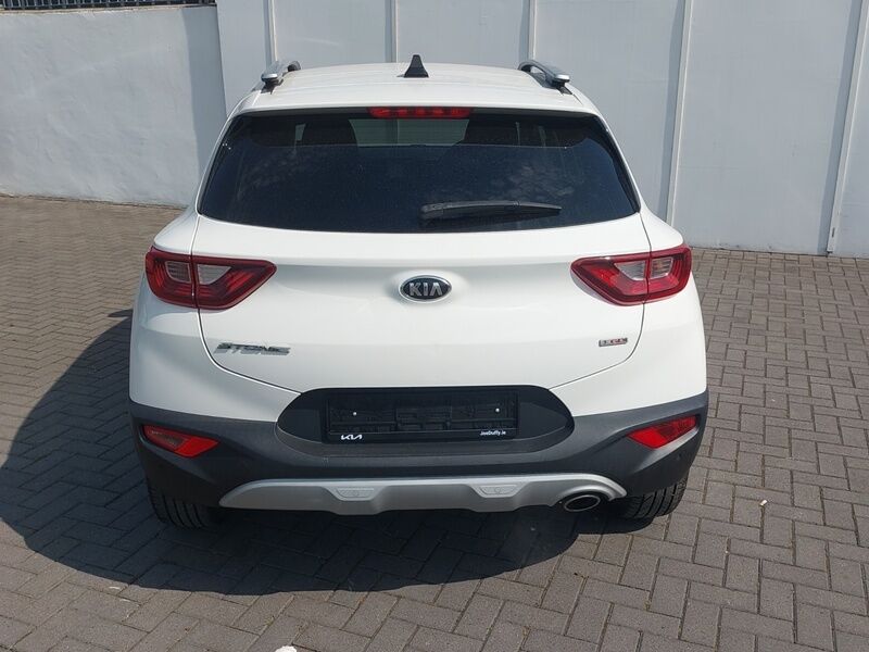 More views of Kia Stonic