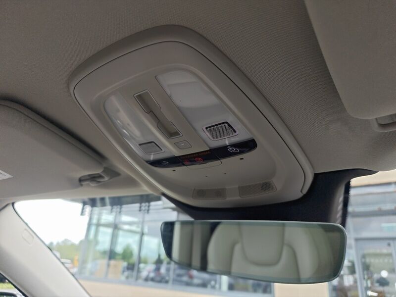 More views of Volvo XC90