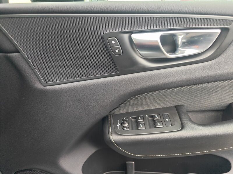 More views of Volvo XC60