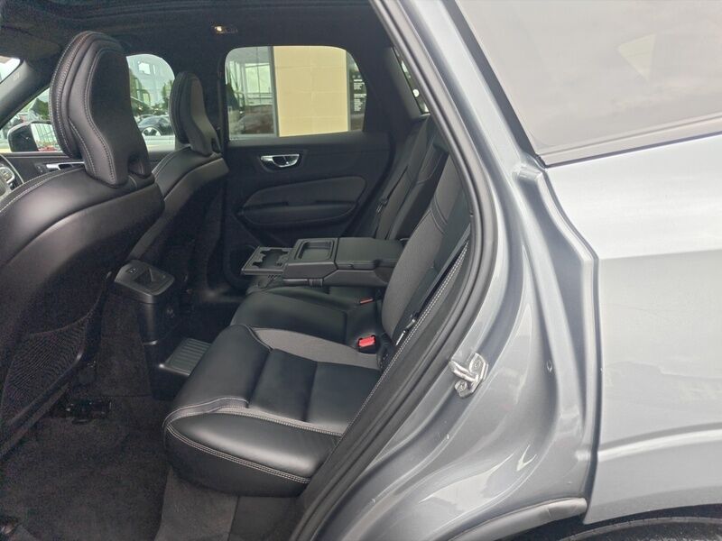 More views of Volvo XC60