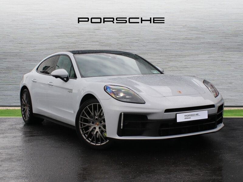 More views of Porsche Panamera