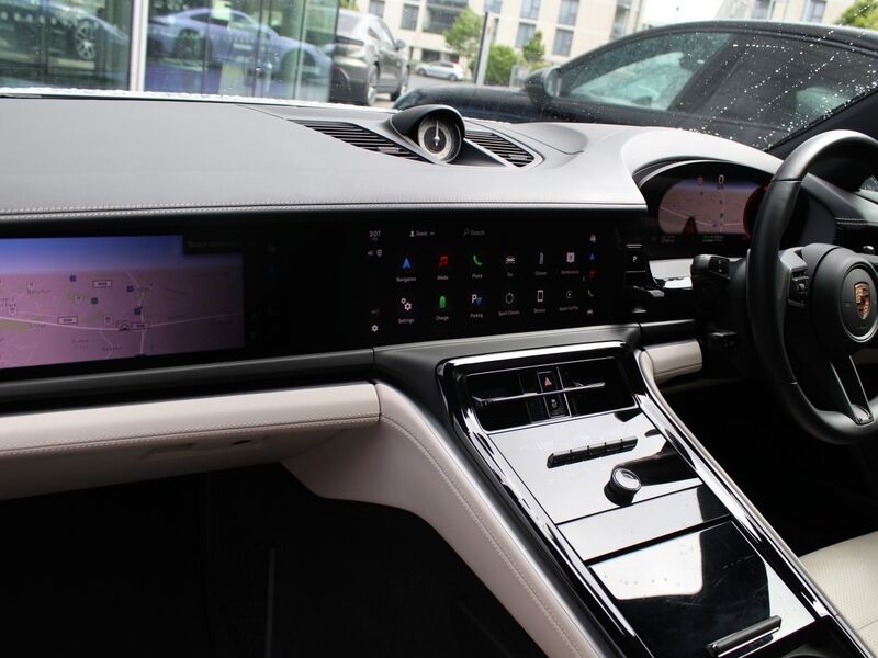 More views of Porsche Panamera
