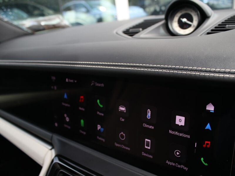 More views of Porsche Panamera