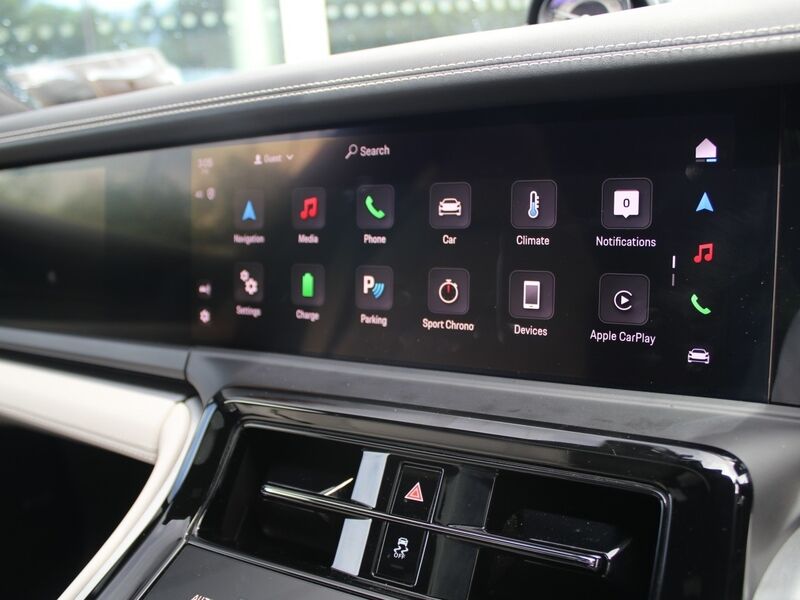 More views of Porsche Panamera