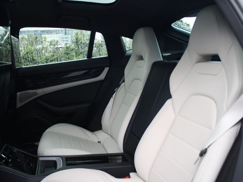 More views of Porsche Panamera