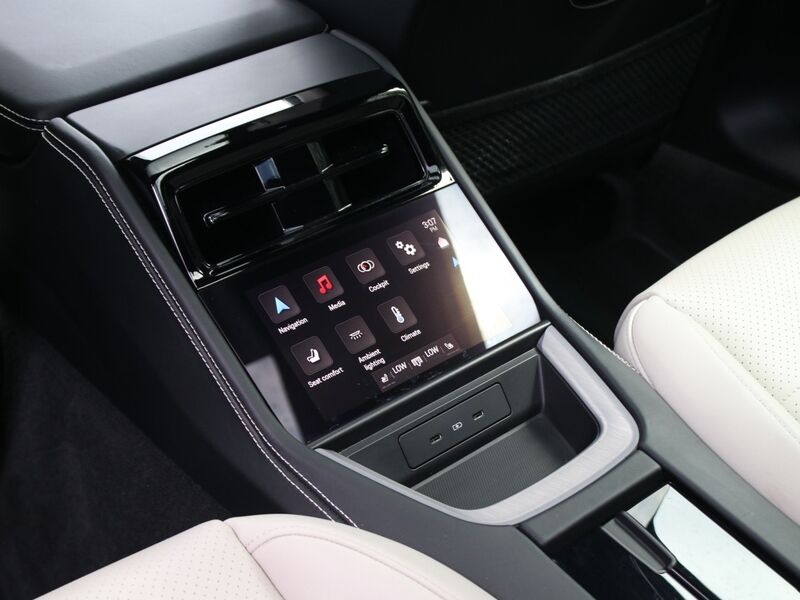 More views of Porsche Panamera