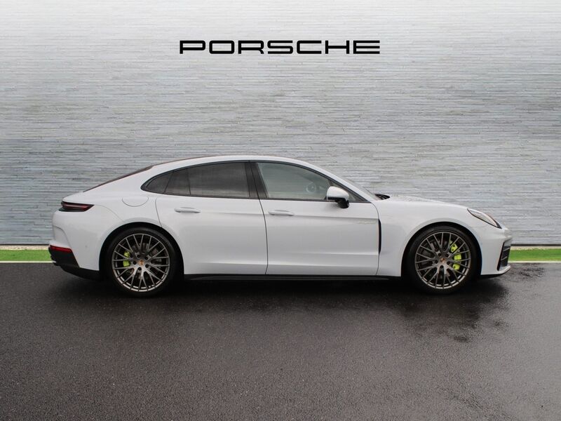 More views of Porsche Panamera