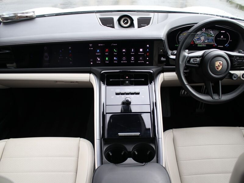 More views of Porsche Panamera