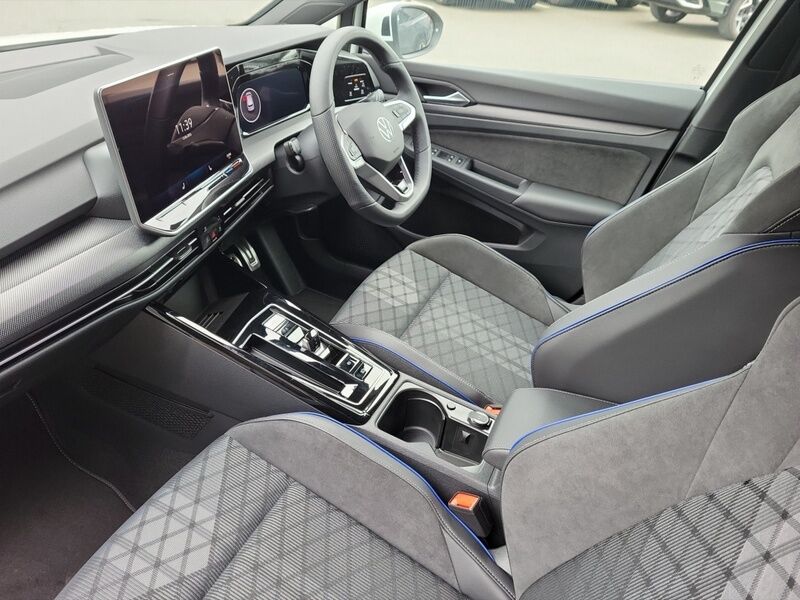 More views of Volkswagen Golf