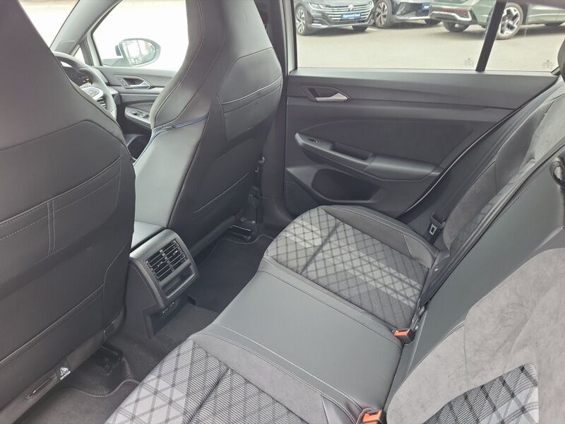More views of Volkswagen Golf