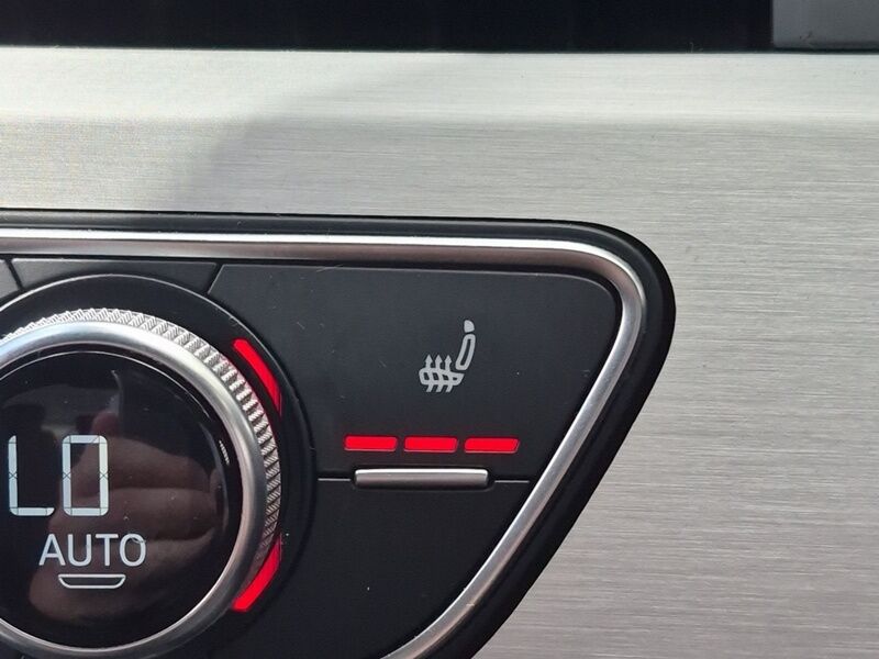 More views of Audi A4