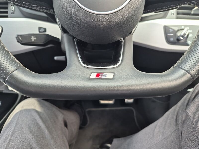 More views of Audi A4