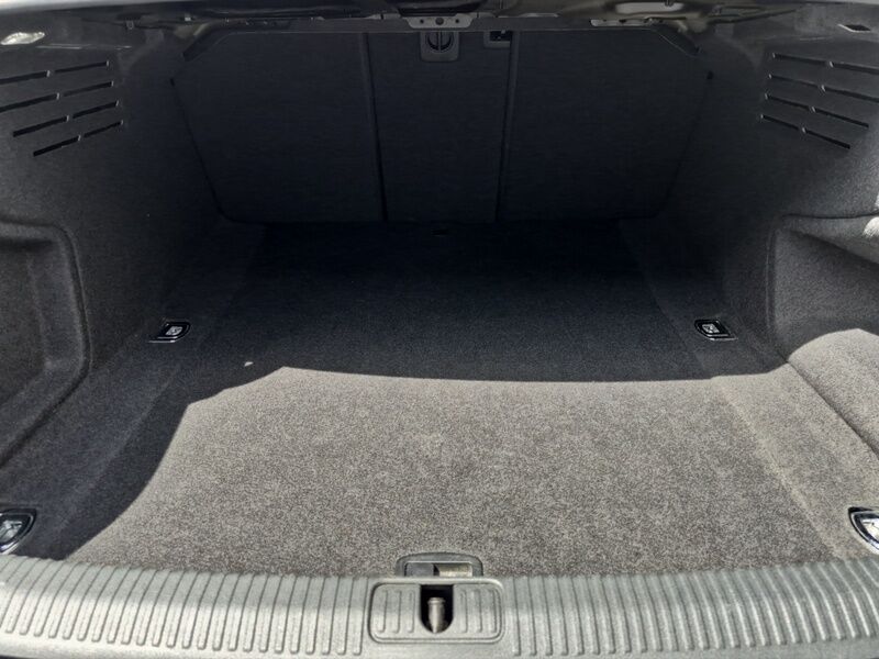 More views of Audi A4