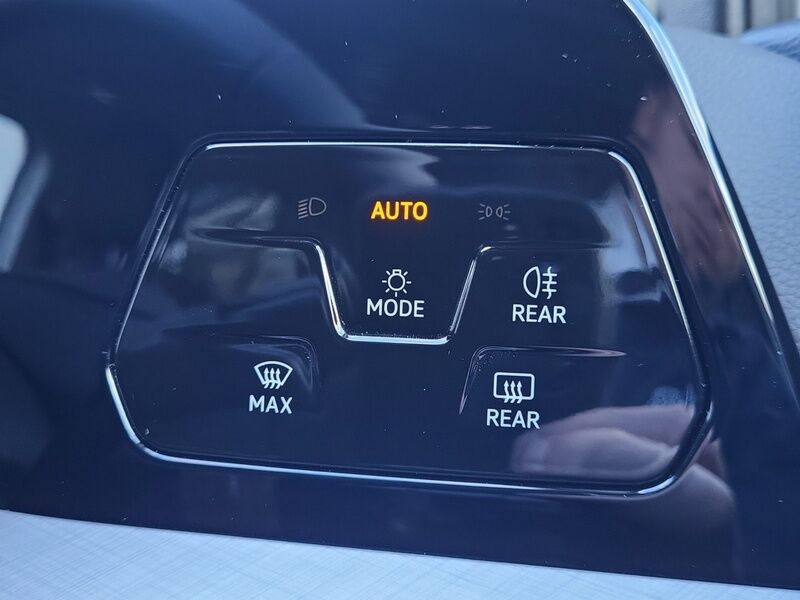 More views of Volkswagen Golf