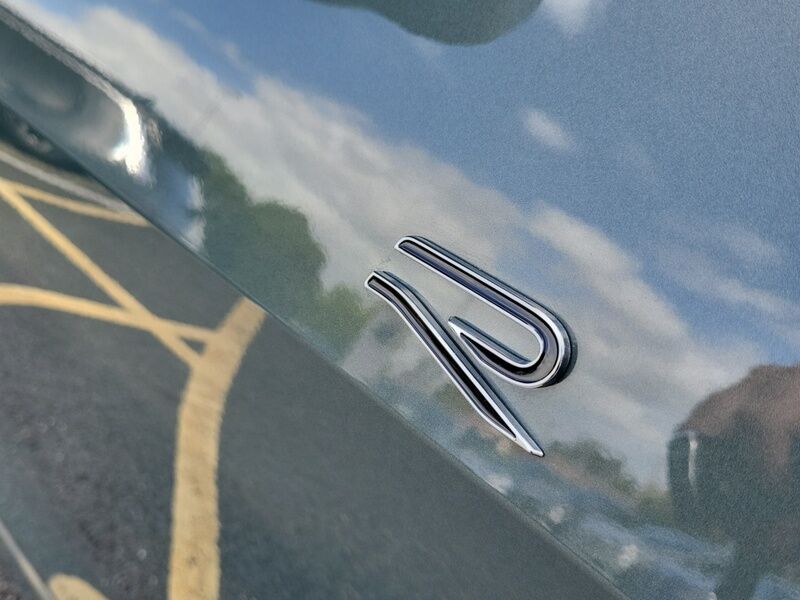 More views of Volkswagen Tayron