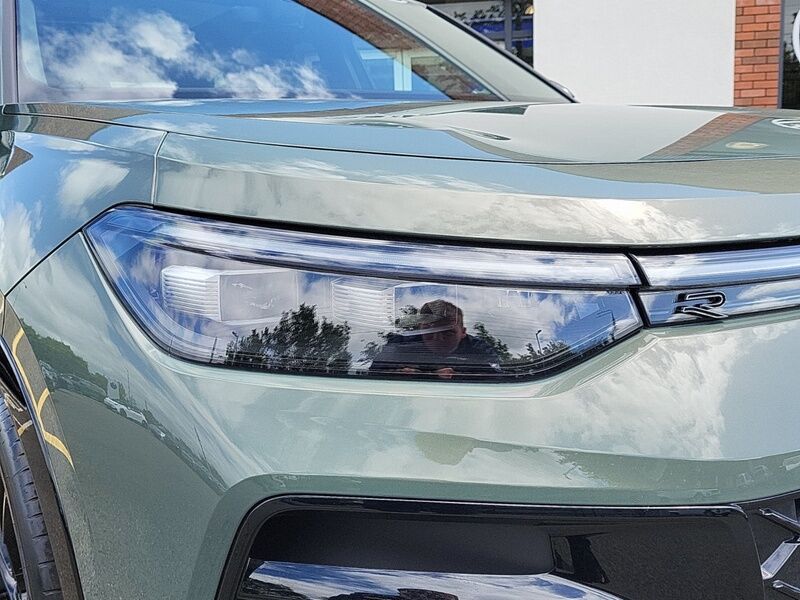 More views of Volkswagen Tayron