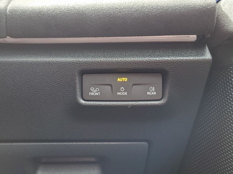 More views of Volkswagen Tayron