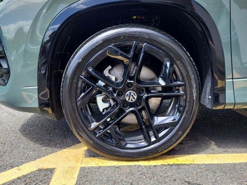 More views of Volkswagen Tayron