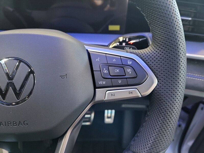 More views of Volkswagen Tayron