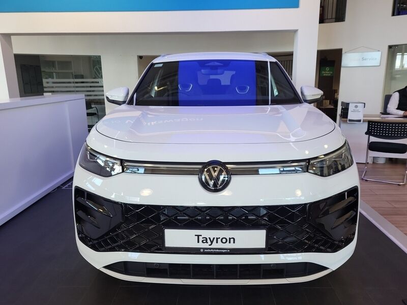 More views of Volkswagen Tayron