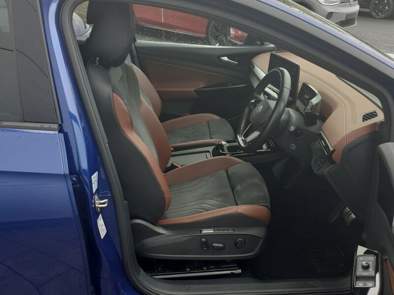 More views of Volkswagen ID.4