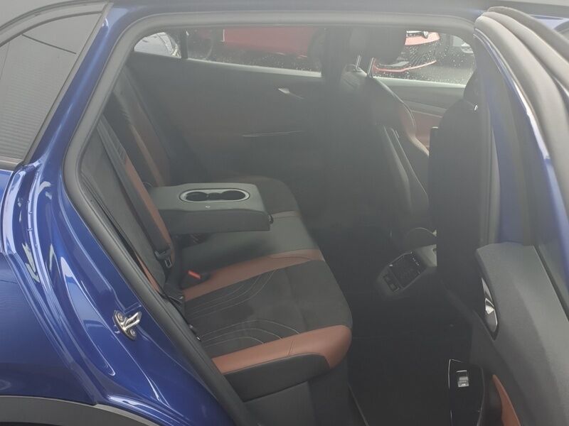 More views of Volkswagen ID.4