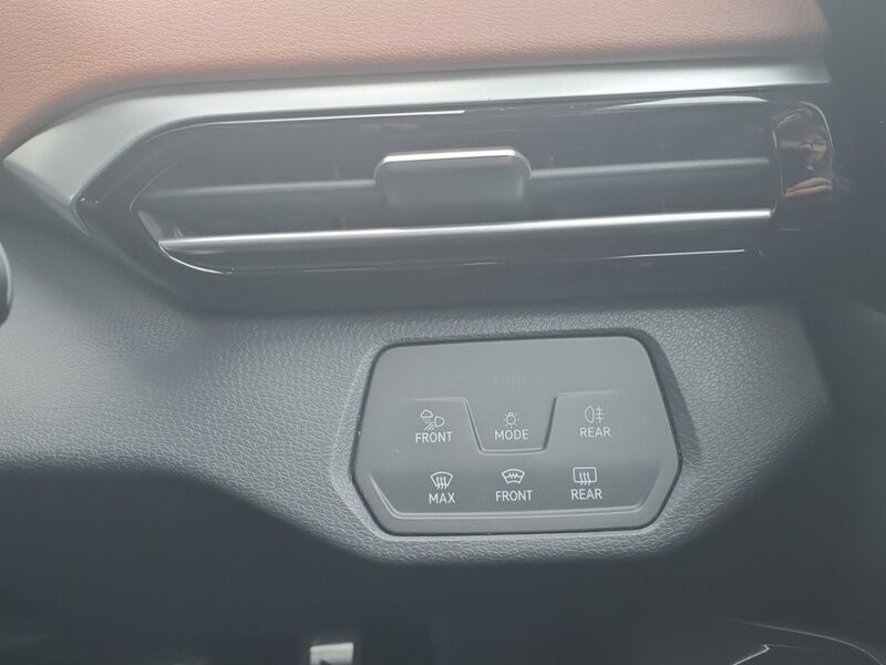 More views of Volkswagen ID.4