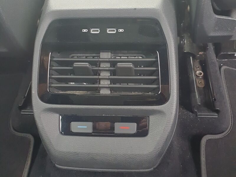 More views of Volkswagen ID.4