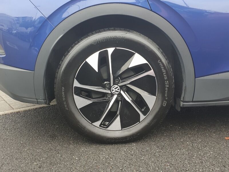 More views of Volkswagen ID.4
