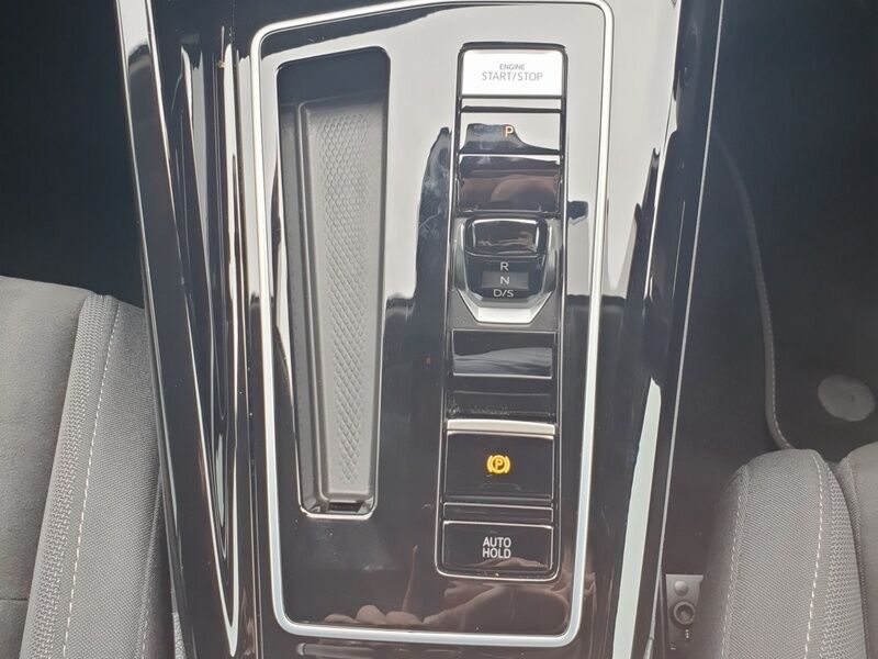 More views of Volkswagen Golf