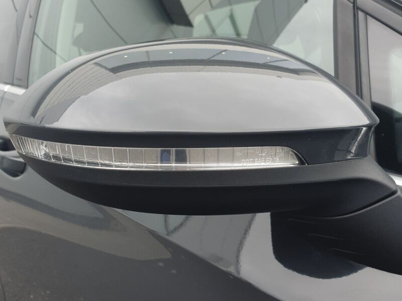 More views of Volkswagen Golf