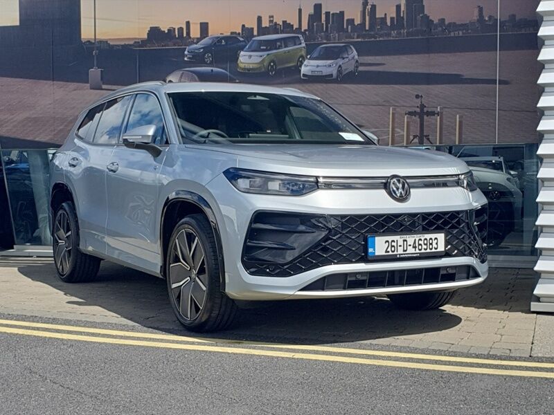 More views of Volkswagen Tayron