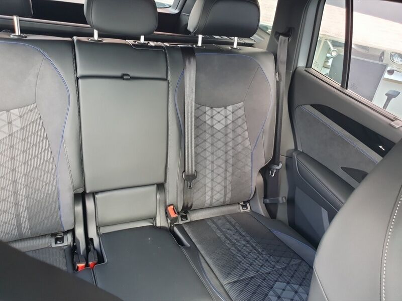 More views of Volkswagen Tayron