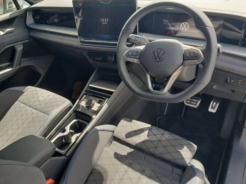 More views of Volkswagen Tayron