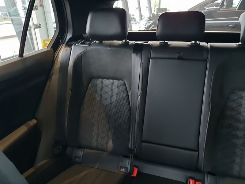 More views of Volkswagen Golf