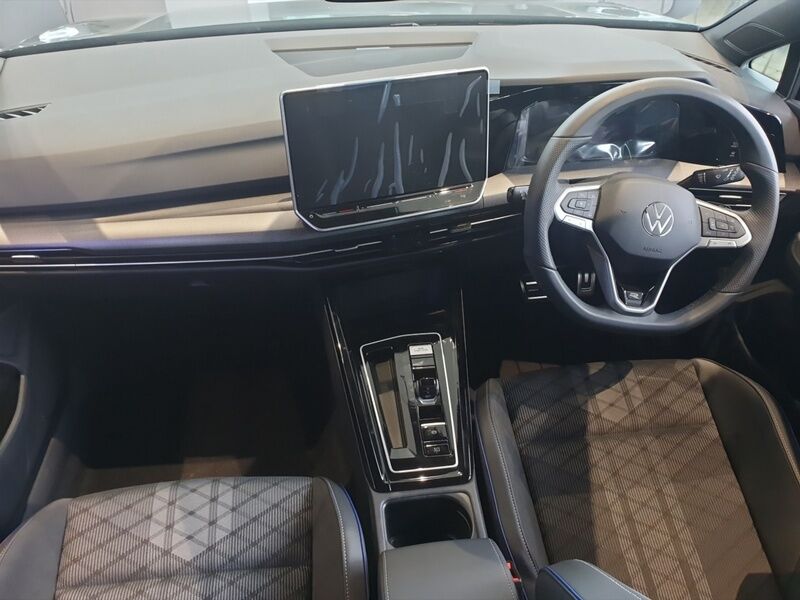 More views of Volkswagen Golf
