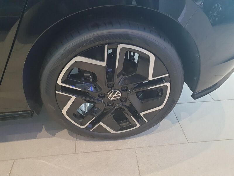 More views of Volkswagen Golf