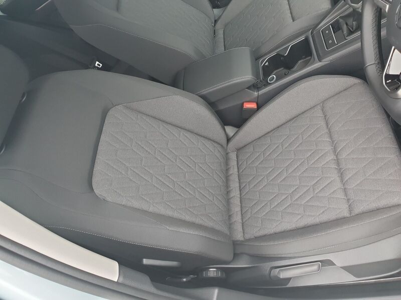 More views of Volkswagen Golf