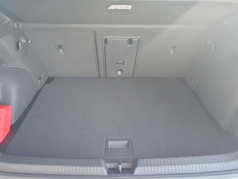 More views of Volkswagen Golf
