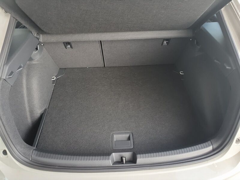 More views of Volkswagen Taigo
