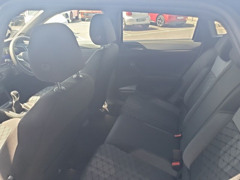 More views of Volkswagen Taigo