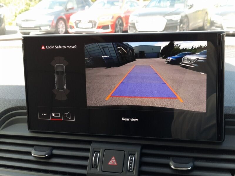 More views of Audi Q5