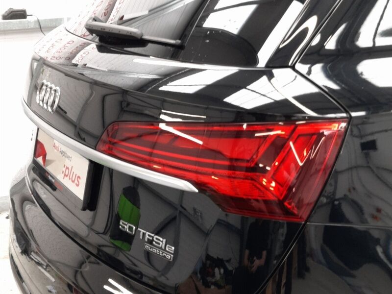 More views of Audi Q5