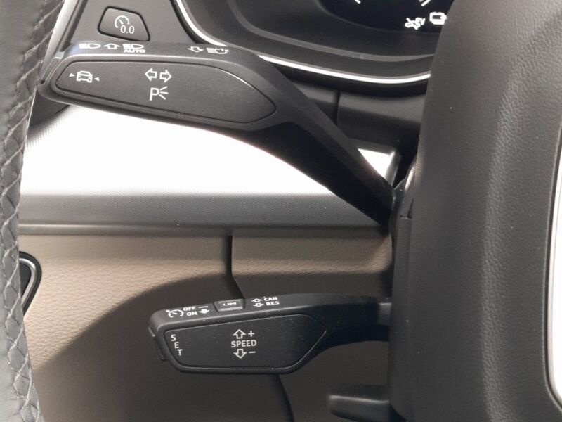 More views of Audi Q5