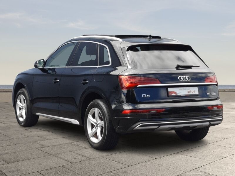 More views of Audi Q5