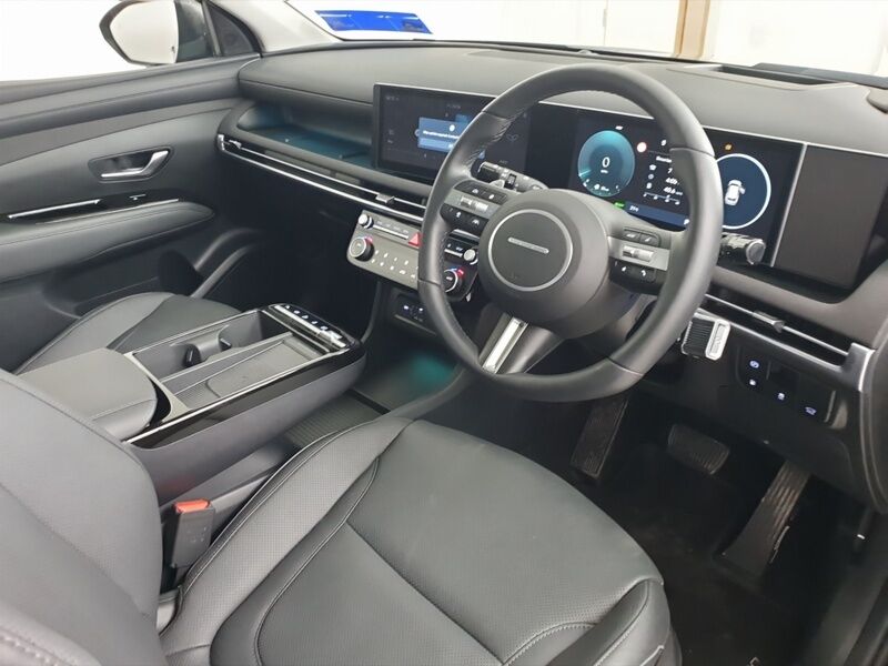 More views of Hyundai Tucson