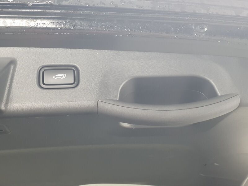 More views of Hyundai Tucson