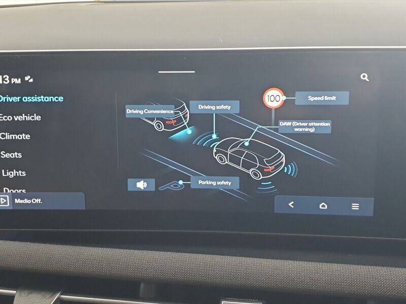 More views of Hyundai Tucson