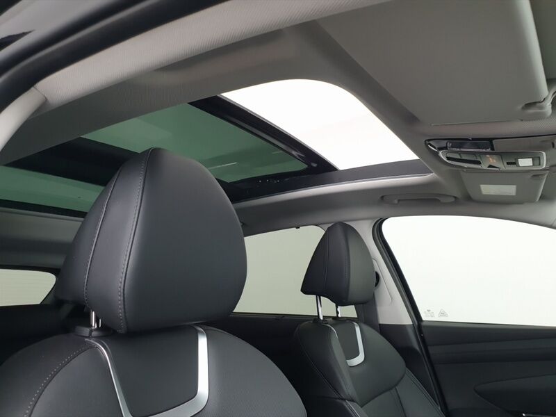 More views of Hyundai Tucson