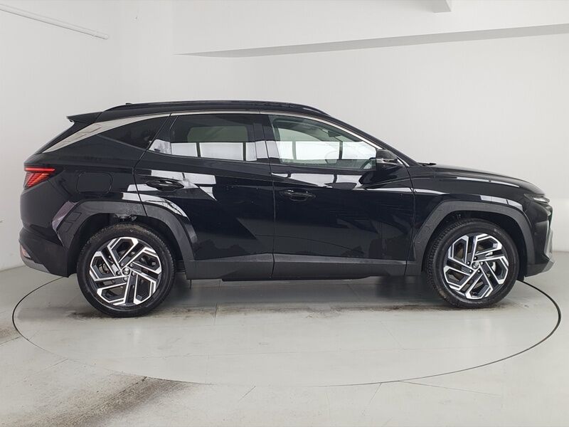 More views of Hyundai Tucson